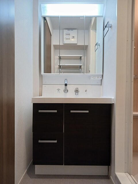 洗面設備　洗面所