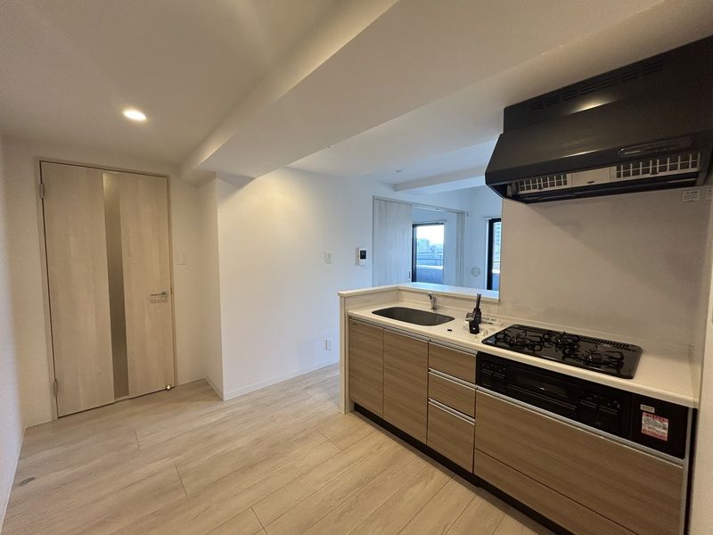 キッチン　※反転・角部屋タイプ