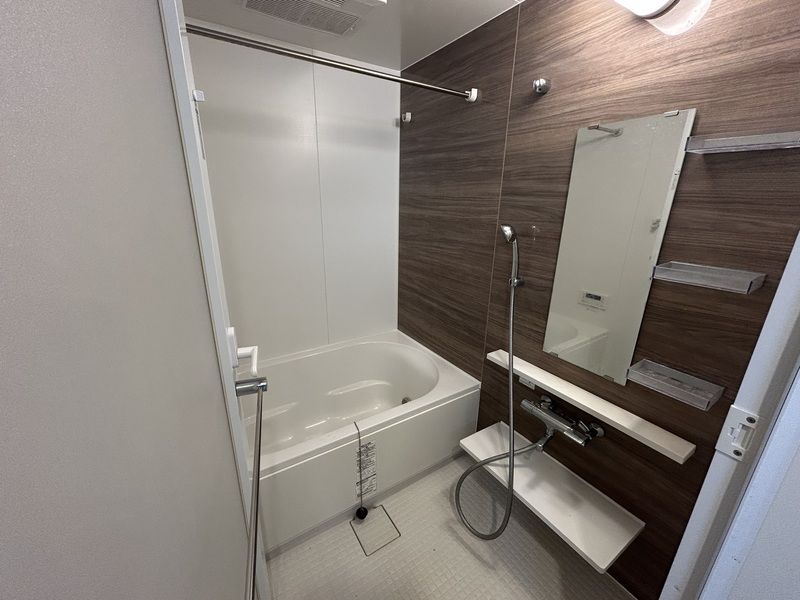 バス・シャワールーム　※反転・角部屋タイプ