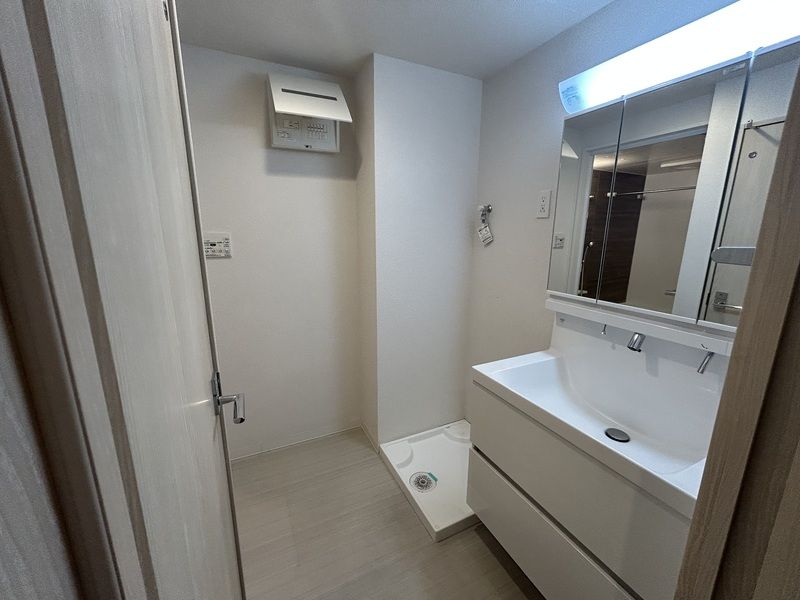 洗面設備　※反転・角部屋タイプ