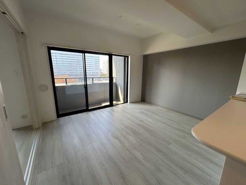 居室・リビング　※反転・角部屋タイプ