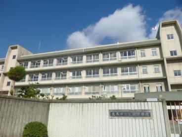 中学校　茨木市立太田中学校（中学校）まで443m