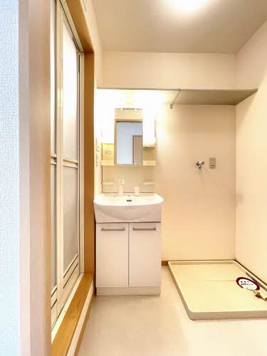 洗面設備　脱衣所、洗濯機置き場