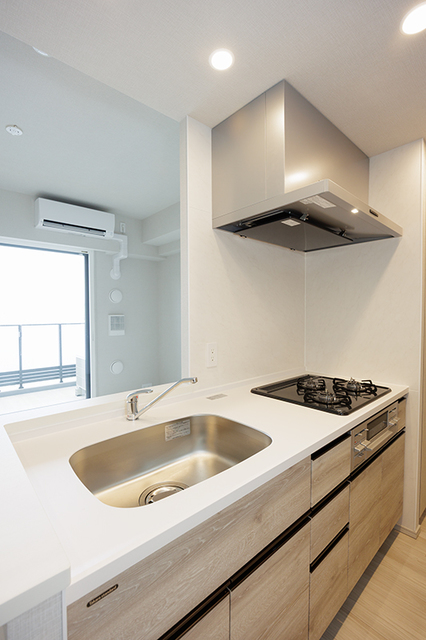 キッチン　※写真は同タイプ住戸です。