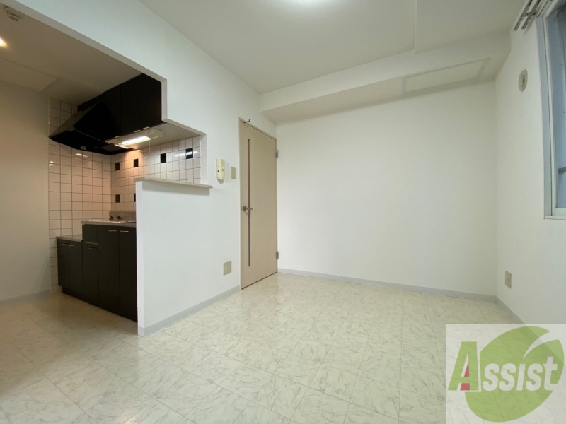 居室・リビング　明るいお部屋は気持ちよく過ごせそうですね。