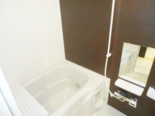 バス・シャワールーム　【浴室乾燥機完備♪】おすすめ物件！