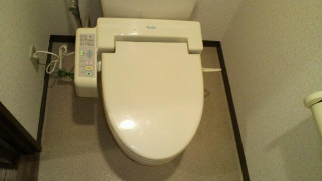 トイレ　トイレ