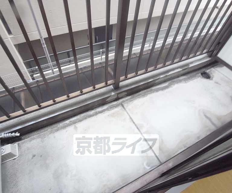 バルコニー　すっきりとしたバルコニーです。