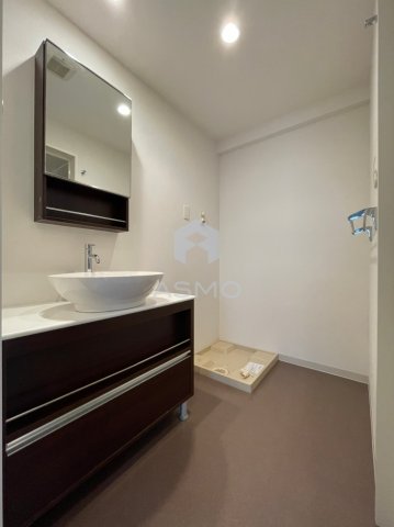 洗面設備　※同建物内参考写真