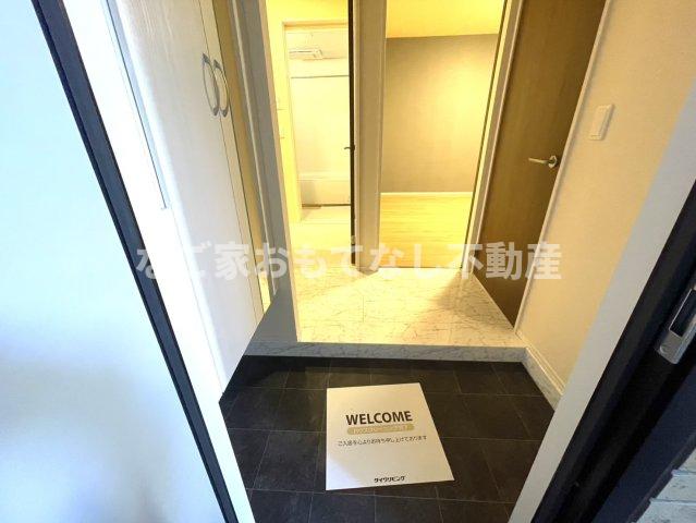 玄関　※写真は別号室