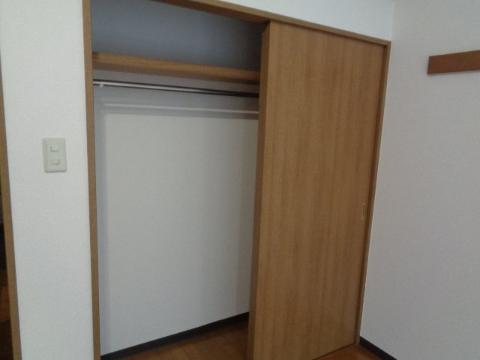 収納　クローゼット