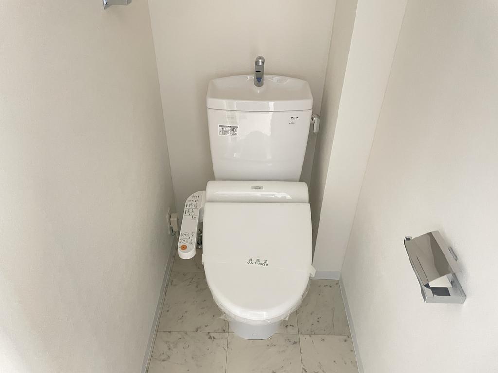 トイレ　☆同マンション別室の写真です☆