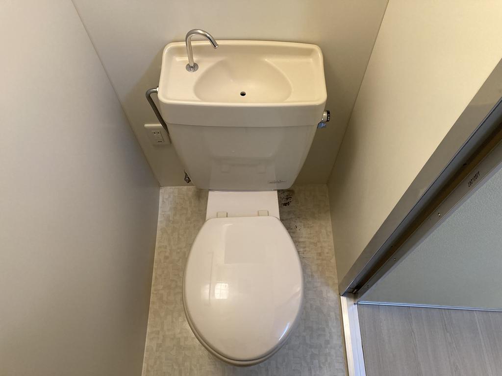 トイレ　参考写真