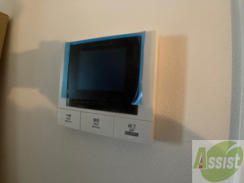 セキュリティ　ＴＶモニター付インターホンです。来客者の顔が見えるので安心！