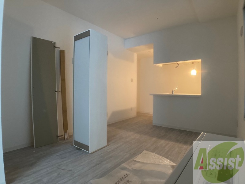 居室・リビング　広くてキレイなお部屋が広がっていて、充実した生活が送れそう。