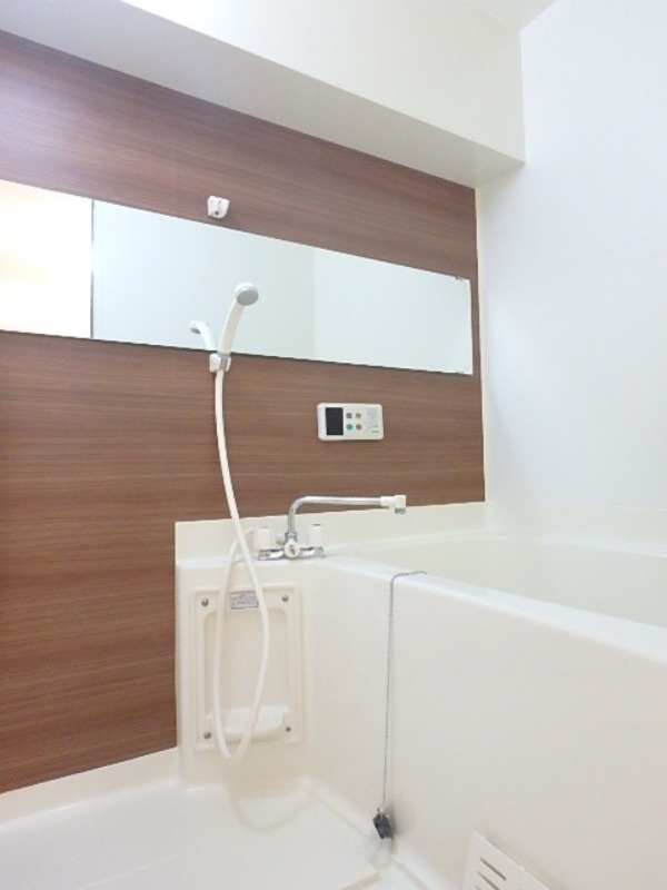 バス・シャワールーム　図面と現状に相違がある場合には現状を優先