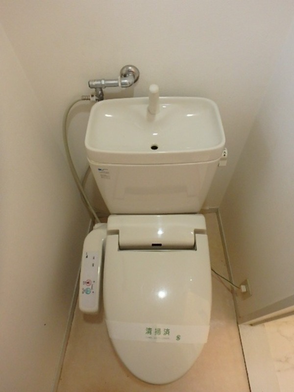 トイレ　図面と現状に相違がある場合には現状を優先