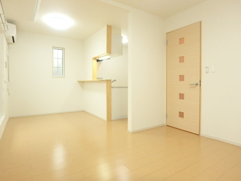 居室・リビング　図面と現状に相違がある場合には現状を優先