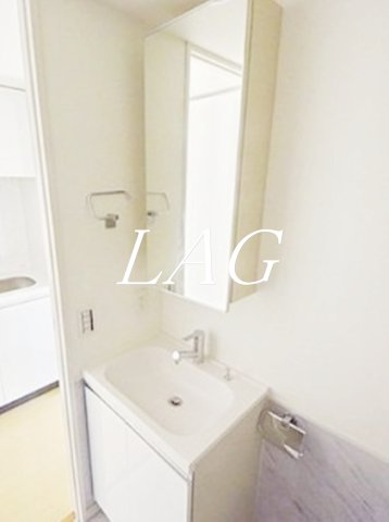 洗面設備　洗面台です。