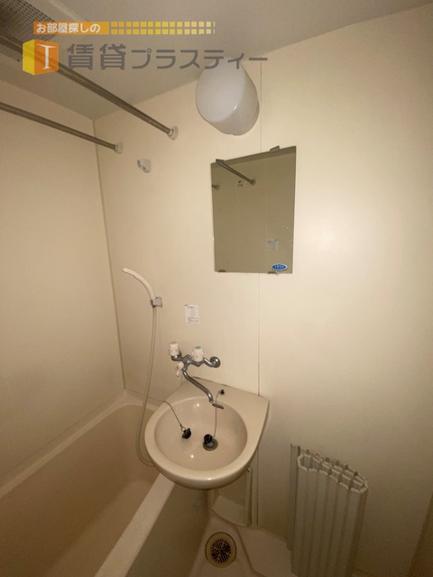 洗面設備　身だしなみはこちらです。