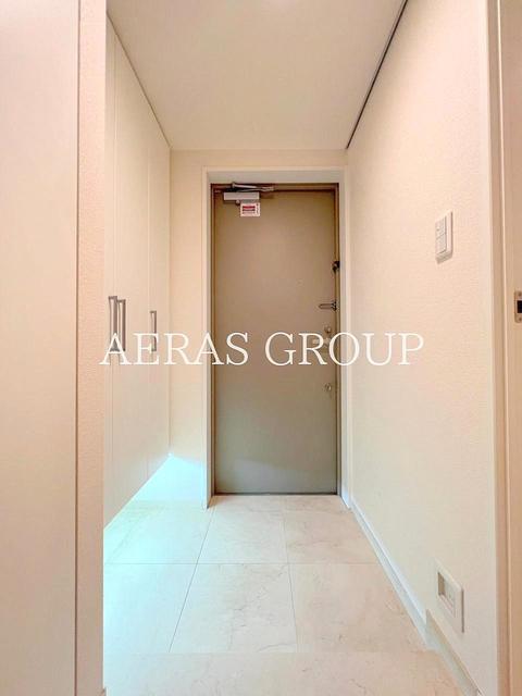 玄関　同仕様タイプ