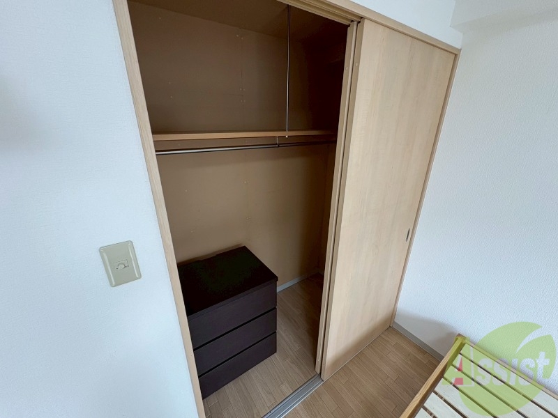 収納　クローゼットがありました。お洋服や荷物はここへ