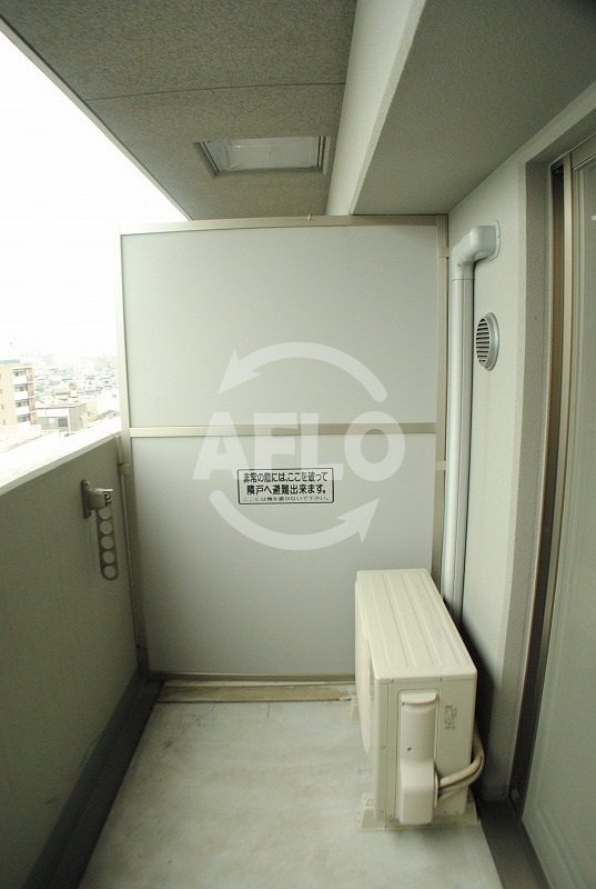 バルコニー　クリーデンス福島　バルコニー