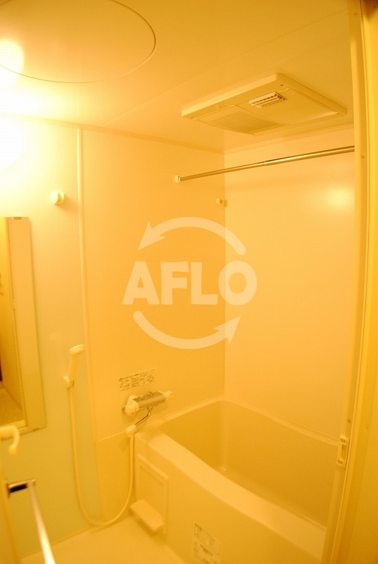 バス・シャワールーム　クリーデンス福島　バスルーム