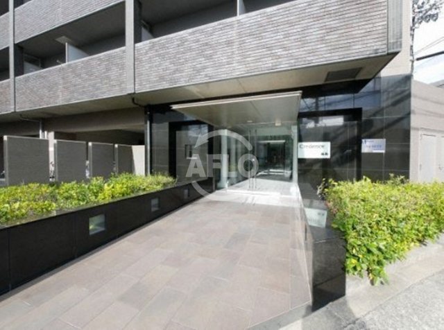 エントランス　クリーデンス福島　エントランス