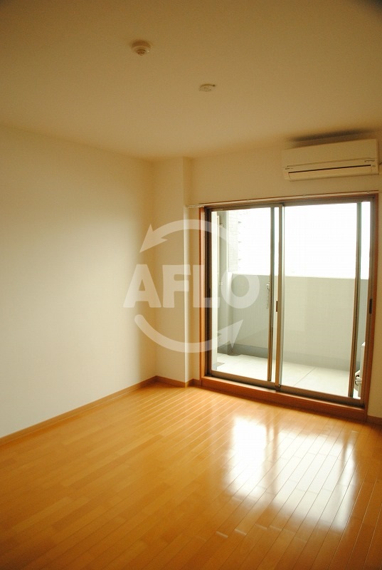 居室・リビング　クリーデンス福島　洋室