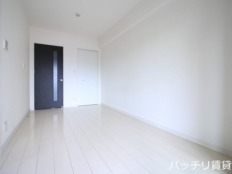 居室・リビング　※同マンション別部屋写真の為、現状優先。