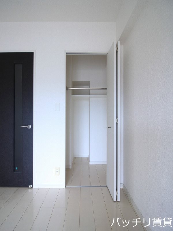 収納　※同マンション別部屋写真の為、現状優先。