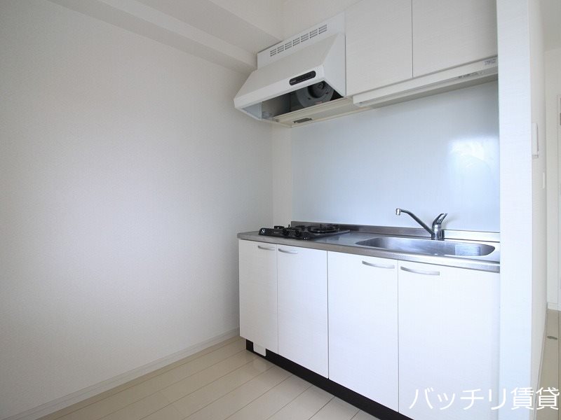 キッチン　※同マンション別部屋写真の為、現状優先。