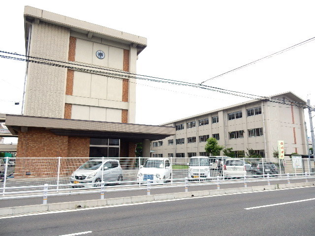 小学校　岡山市立平井小学校（小学校）まで770m