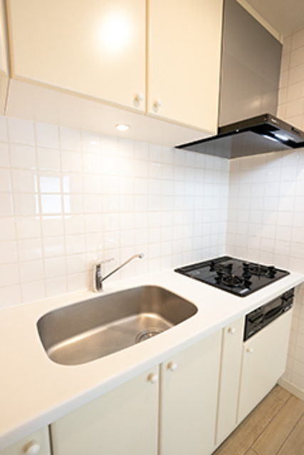 キッチン　※写真は同タイプ住戸です。