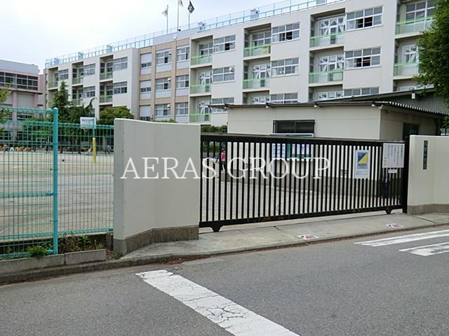 小学校　川口市立元郷小学校（小学校）まで581m
