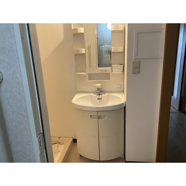 洗面設備　洗面所です