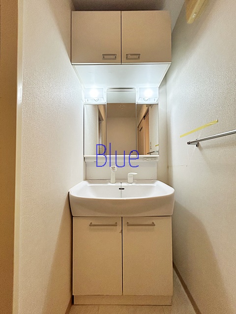 洗面設備　同仕様