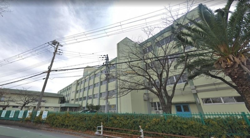 小学校　神戸市立高津橋小学校（小学校）まで674m