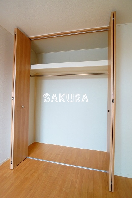収納　お荷物の多い方でも安心のクローゼット付き♪