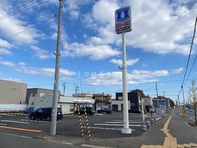 コンビニ　セブン-イレブン 札幌北郷9条店（コンビニ）まで262m