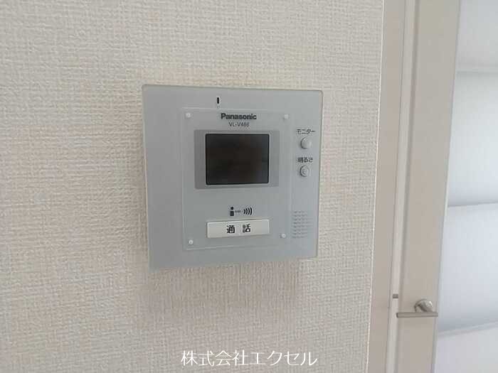 セキュリティ　モニター付きインターホンです。