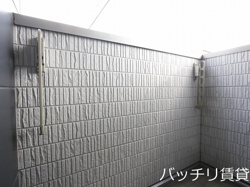 バルコニー　別号室の写真となります　現状優先