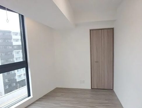 居室・リビング　☆明るい居間☆