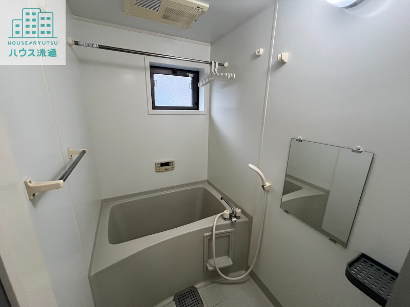 バス・シャワールーム　※別号室の写真です