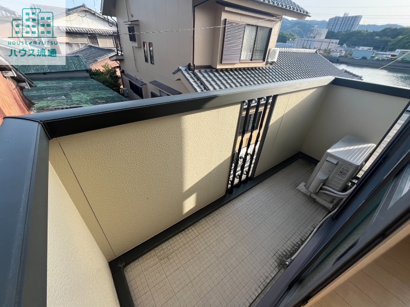 バルコニー　※別号室の写真です