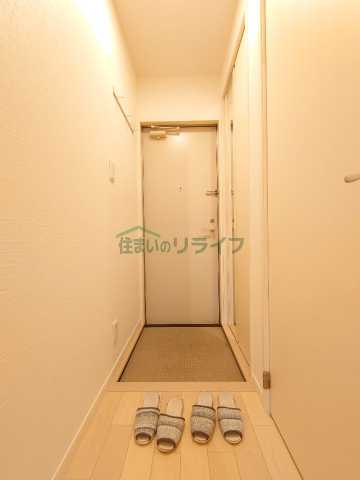 玄関　リライフ下北沢店