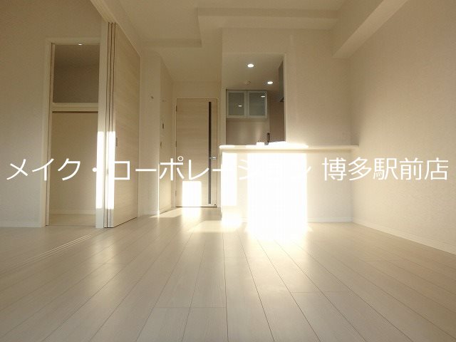 居室・リビング　※同シリーズの別建物の部屋写真引用