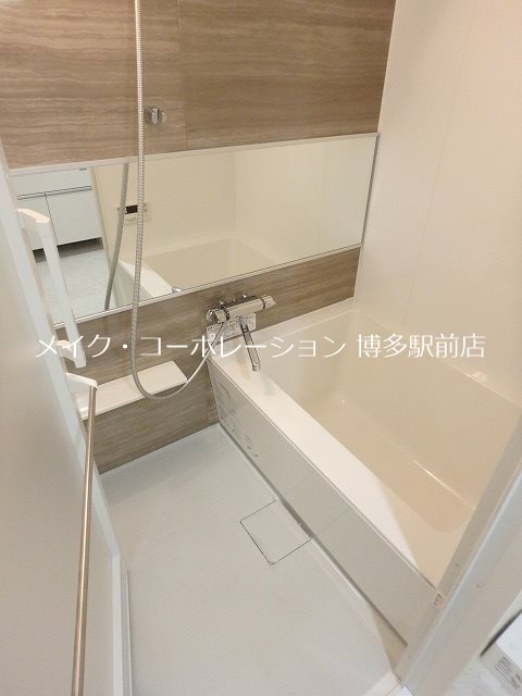 バス・シャワールーム　※同シリーズの別建物の部屋写真引用