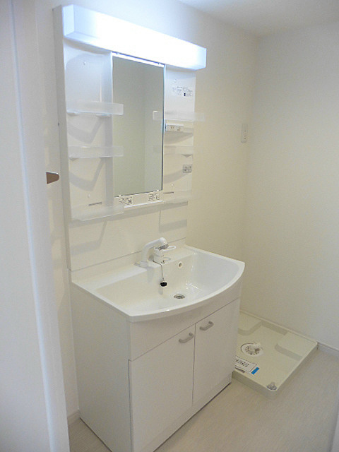 洗面設備　※写真は他号室です